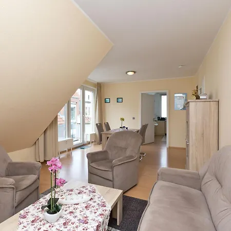 Am Seeufer 60 605 * ヴァーレン